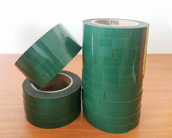 Densissima spumam tape