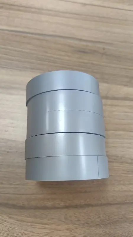 Differentia Inter Glue Aquarum, Olei Ex Gluten, et Calidum conflandum Glue